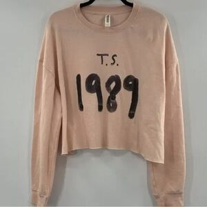 Women's Cropped Sweatshirt - Blush Pink 1989 Graphic